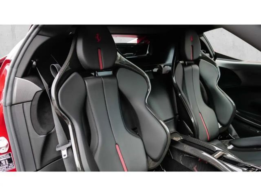 Ferrari SF90