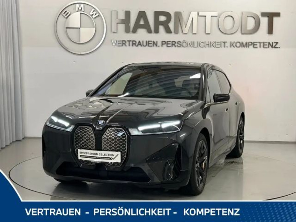 BMW iX xDrive40