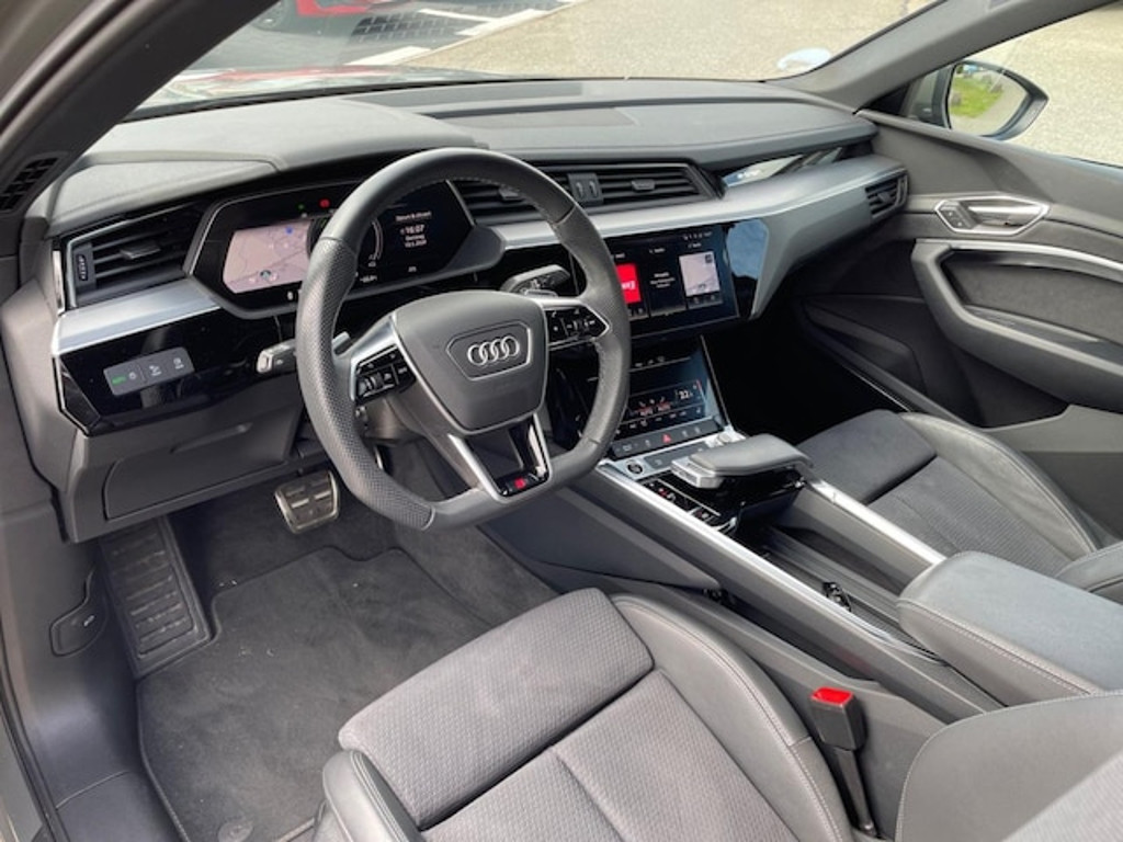 Audi Q8 e-tron