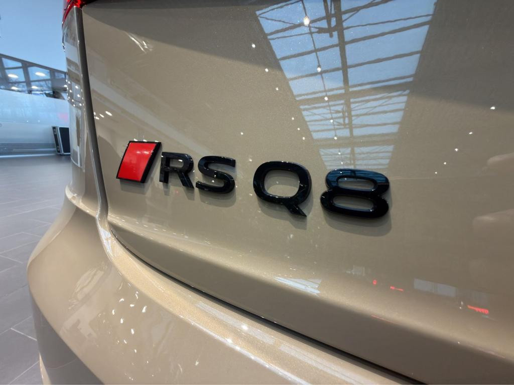 Audi RS Q8