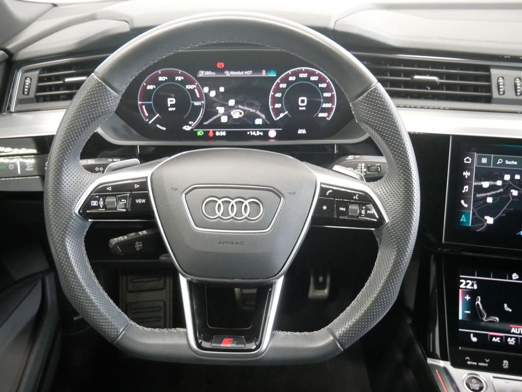 Audi Q8 e-tron