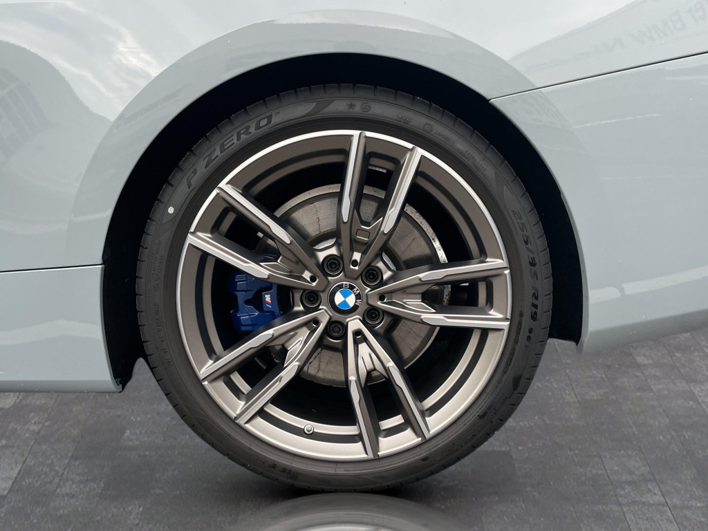 BMW M440
