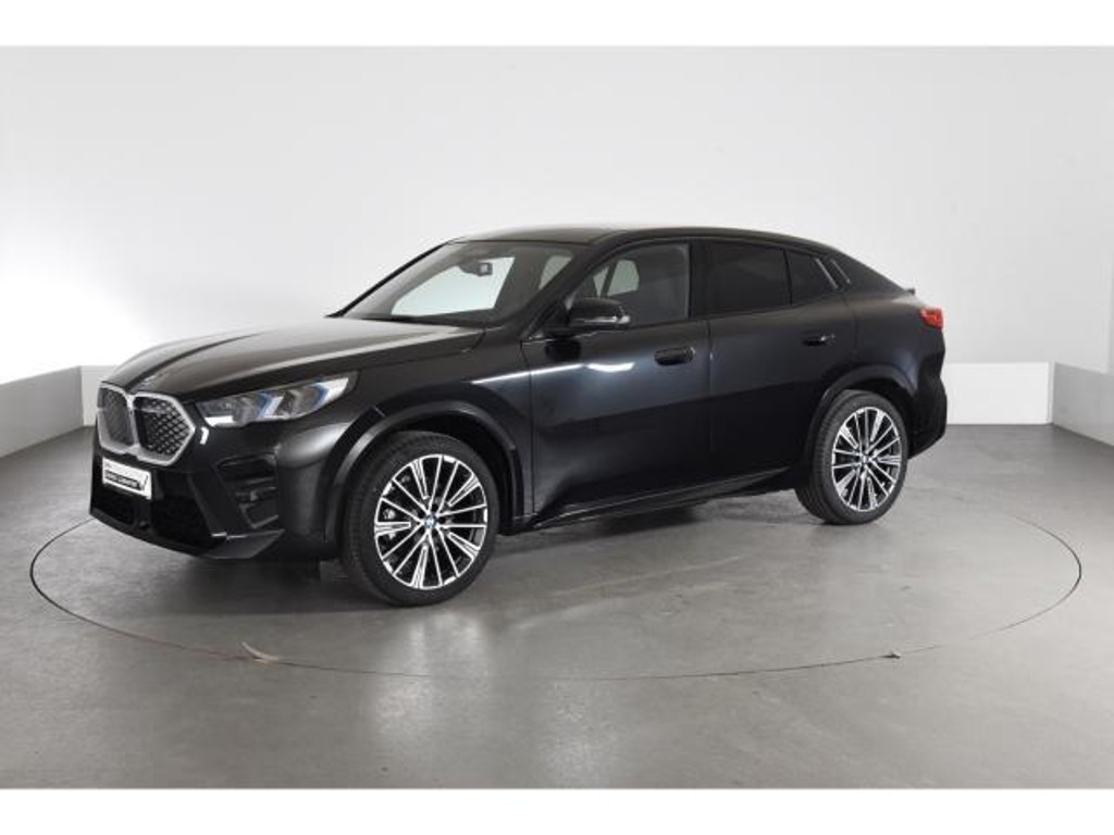 BMW iX2