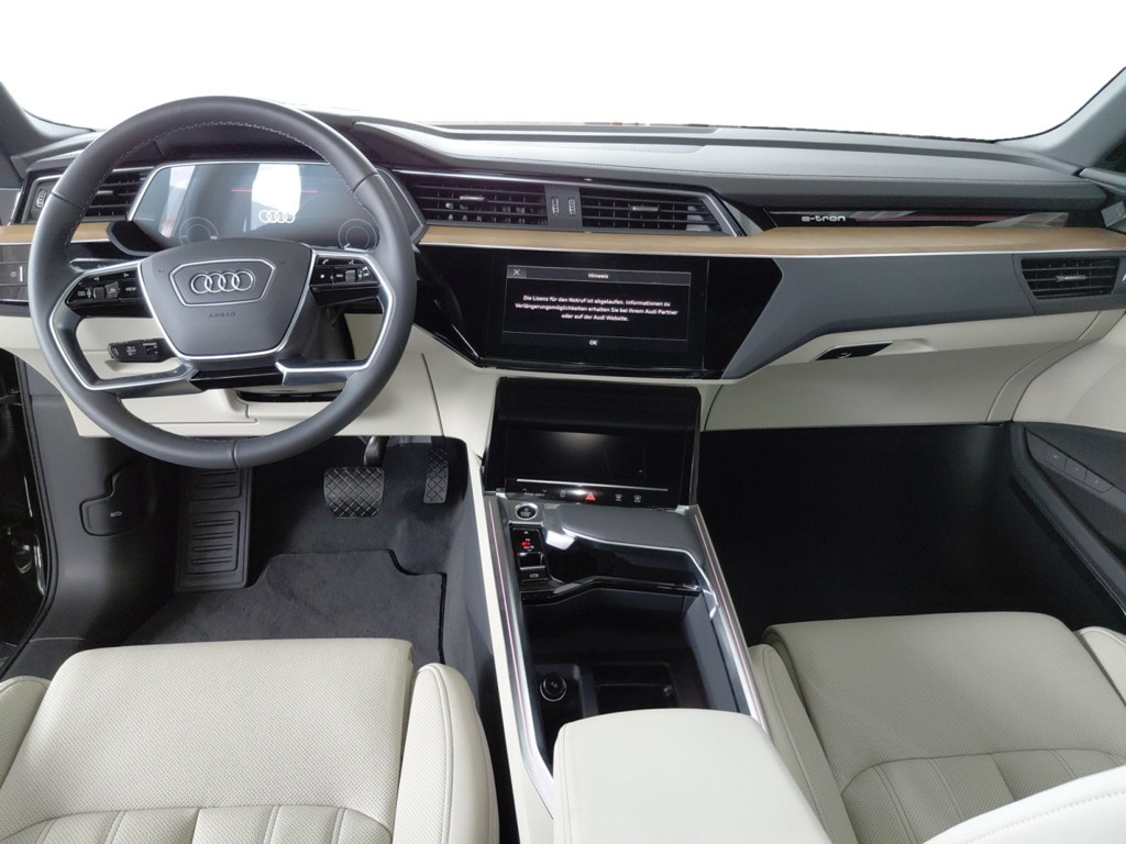 Audi Q8 e-tron