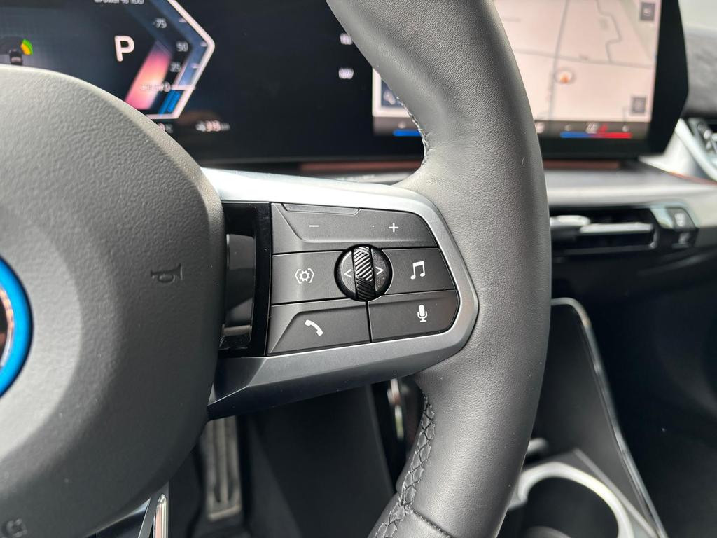 BMW iX2
