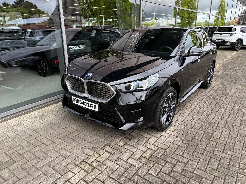 BMW iX2