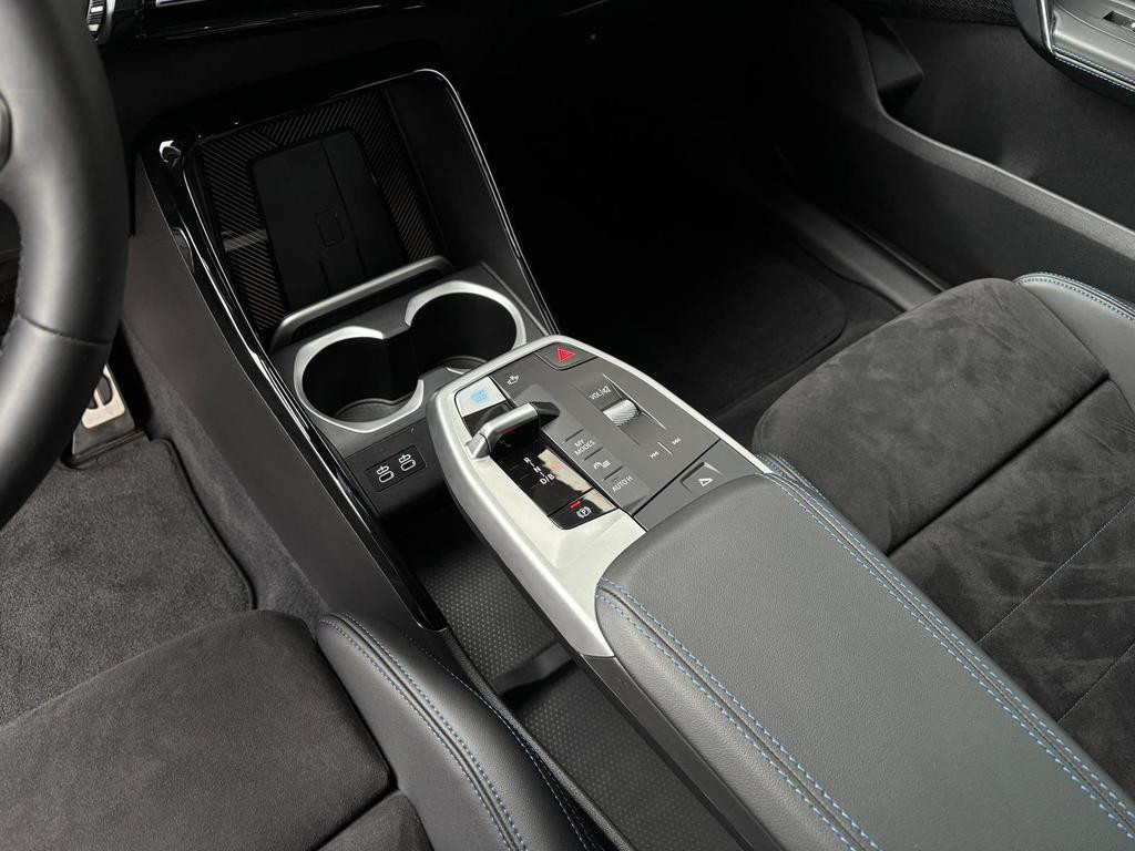 BMW iX2