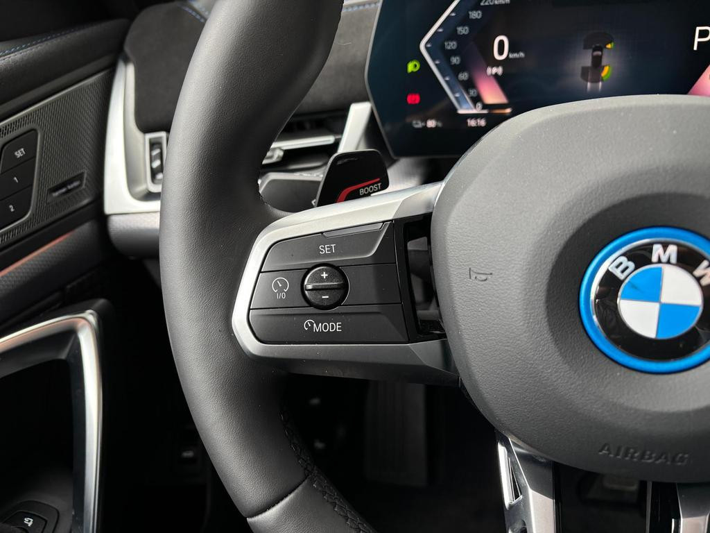 BMW iX2
