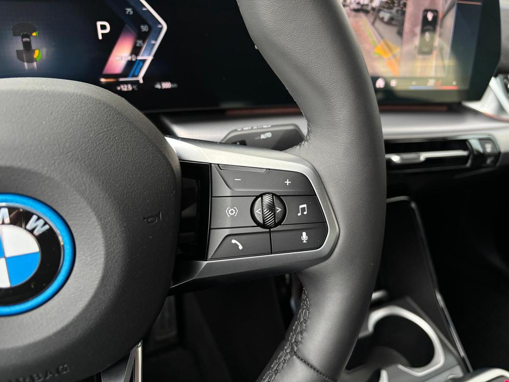 BMW iX2