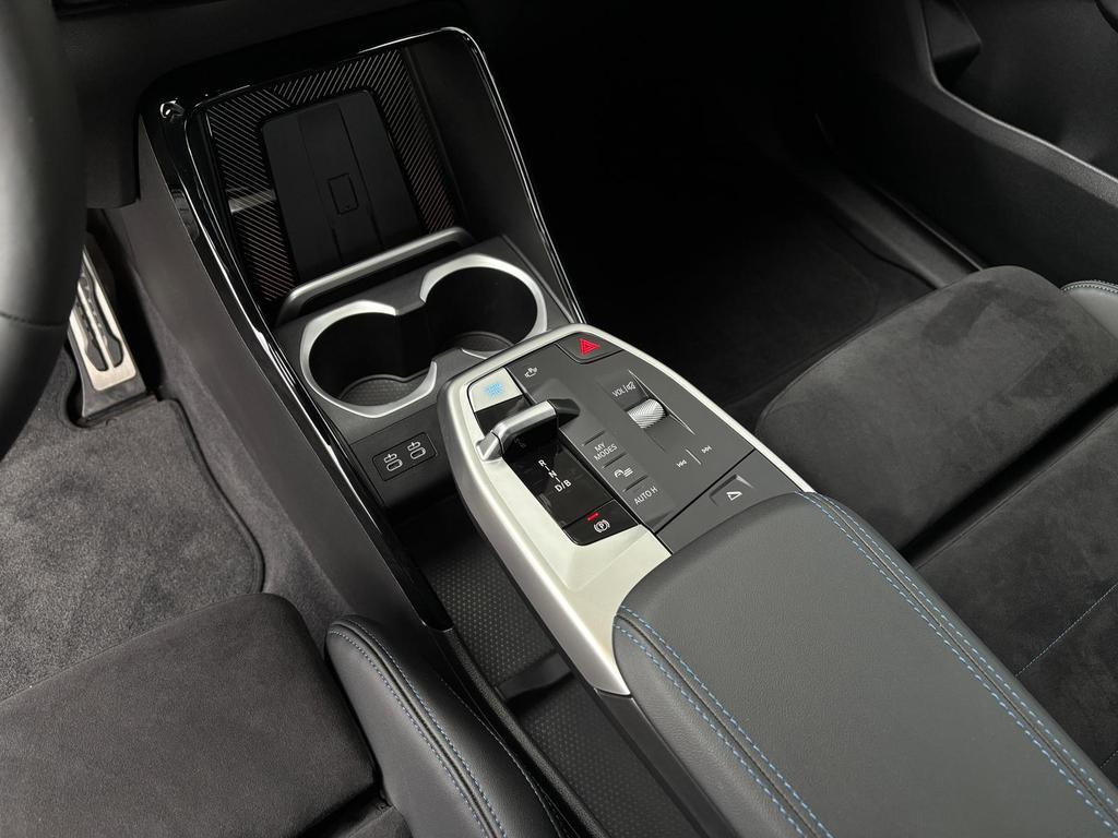 BMW iX2