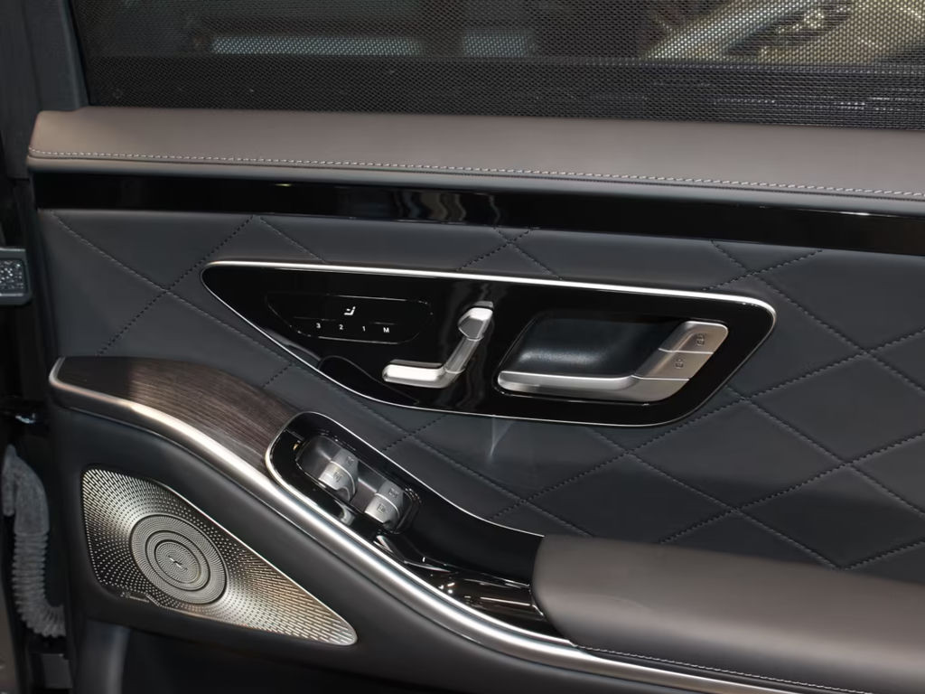 Mercedes-Benz S-Klasse