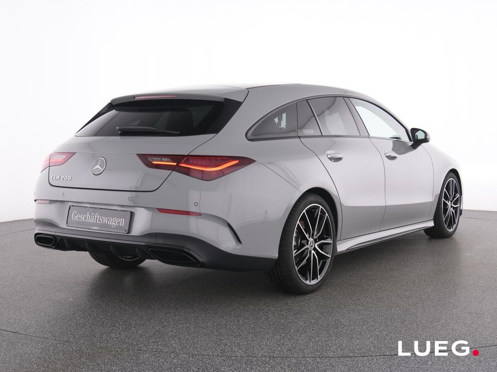 Mercedes-Benz CLA-Klasse CLA 200 AMG Line Shooting Brake