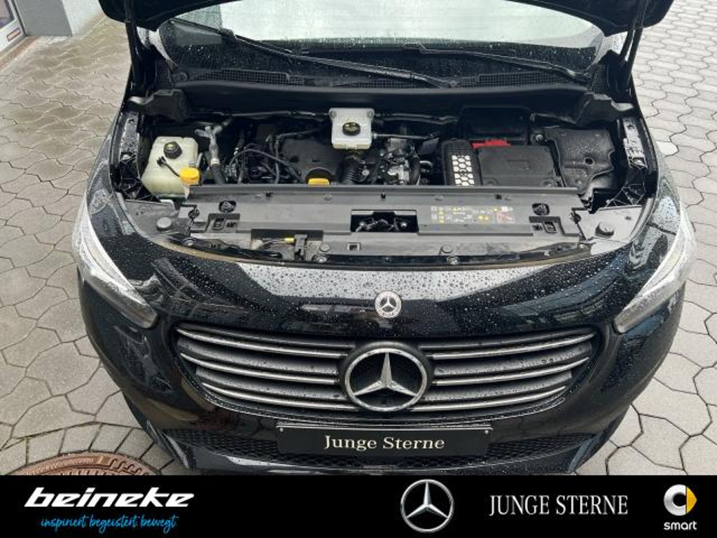 Mercedes-Benz T 180