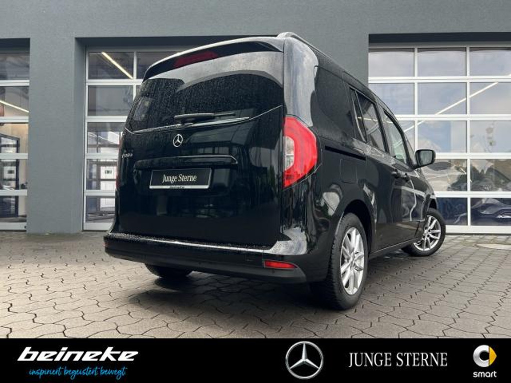 Mercedes-Benz T 180