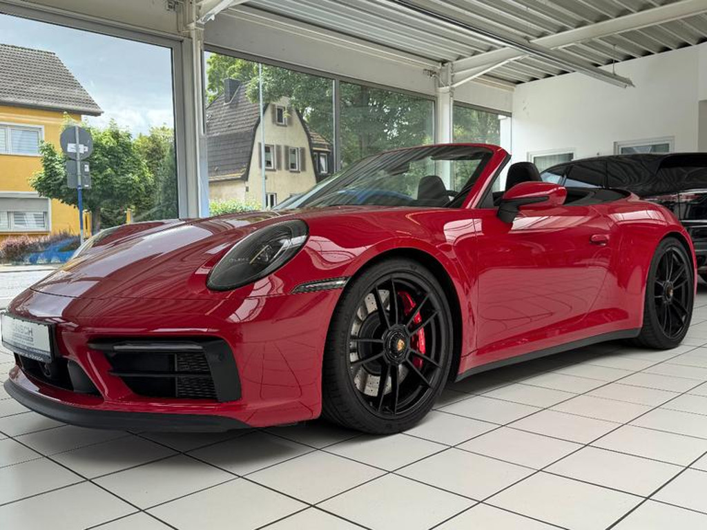 Porsche 911 GTS 4 992 Carrera Cabriolet