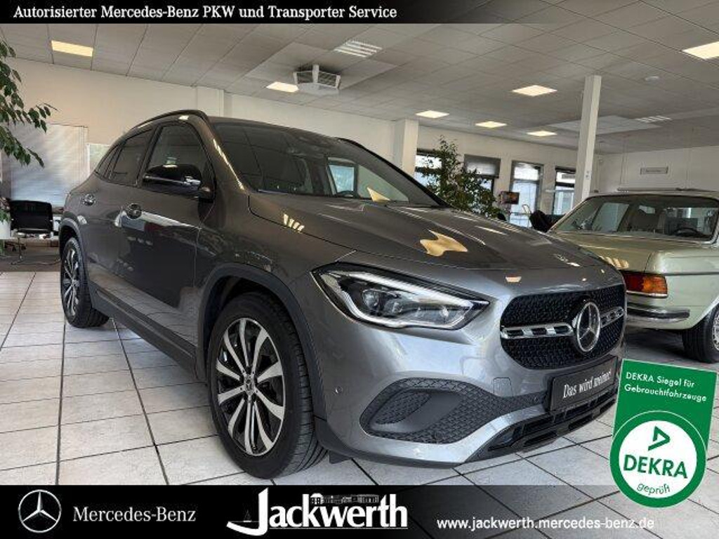 Mercedes-Benz GLA-Klasse GLA 200 Progressive GLA 200 d