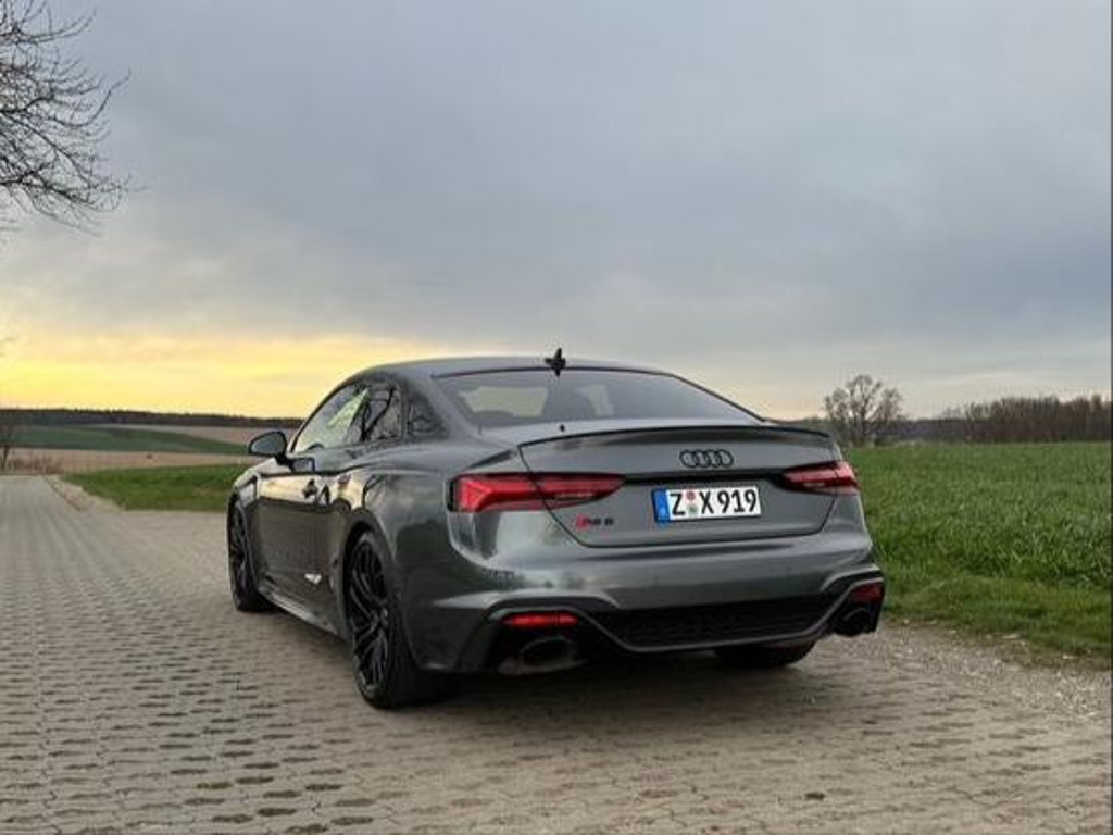 Audi RS5