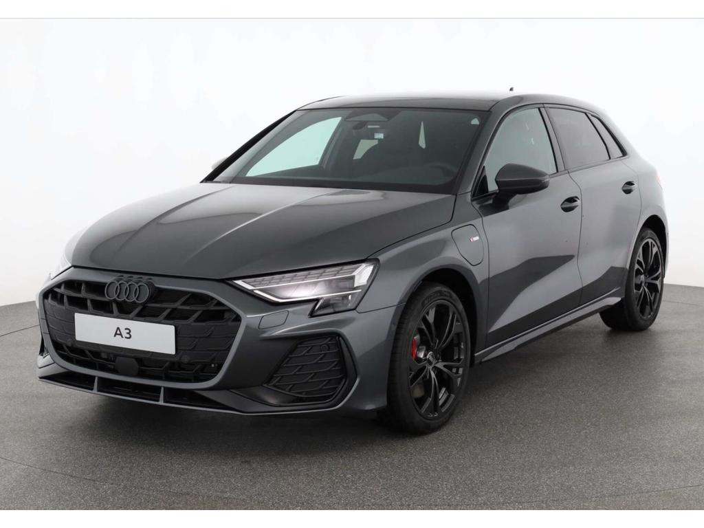 Audi A3 Sportback Sedan S-Line Hybride