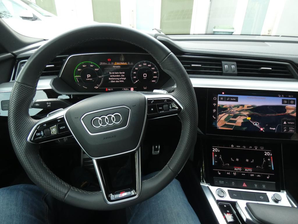 Audi Q8 e-tron