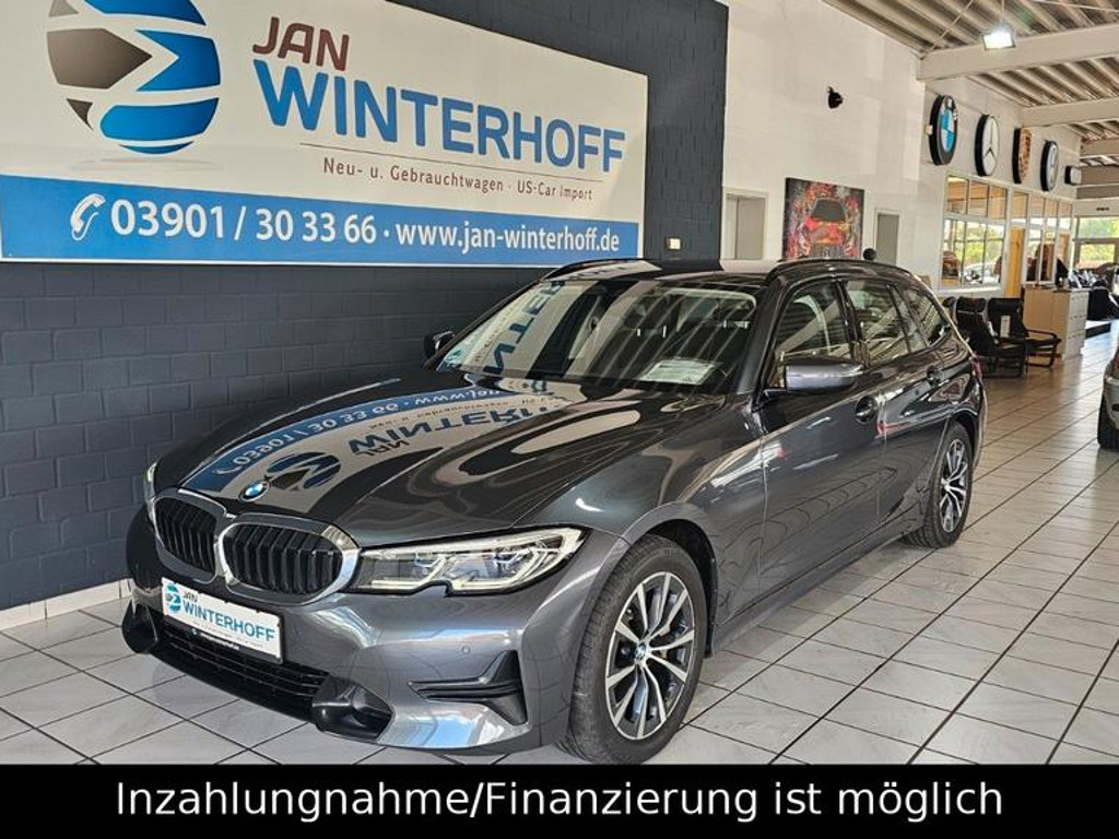 BMW 3 Serie 330 xDrive Sport Line Touring 330i