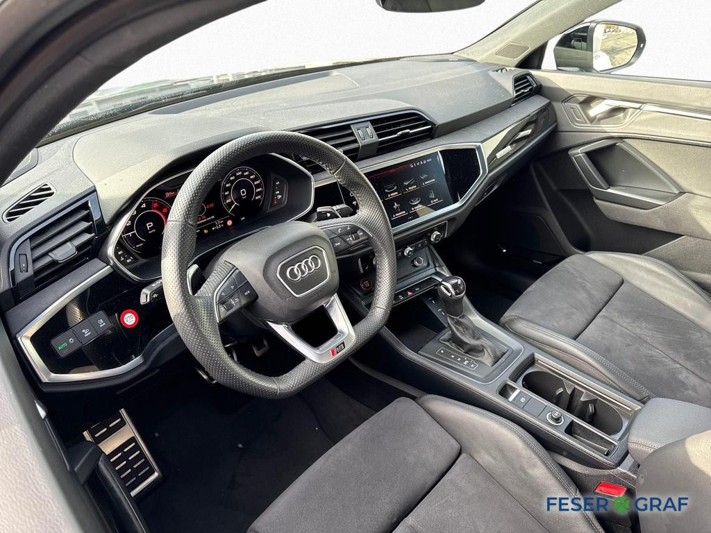 Audi RS Q3