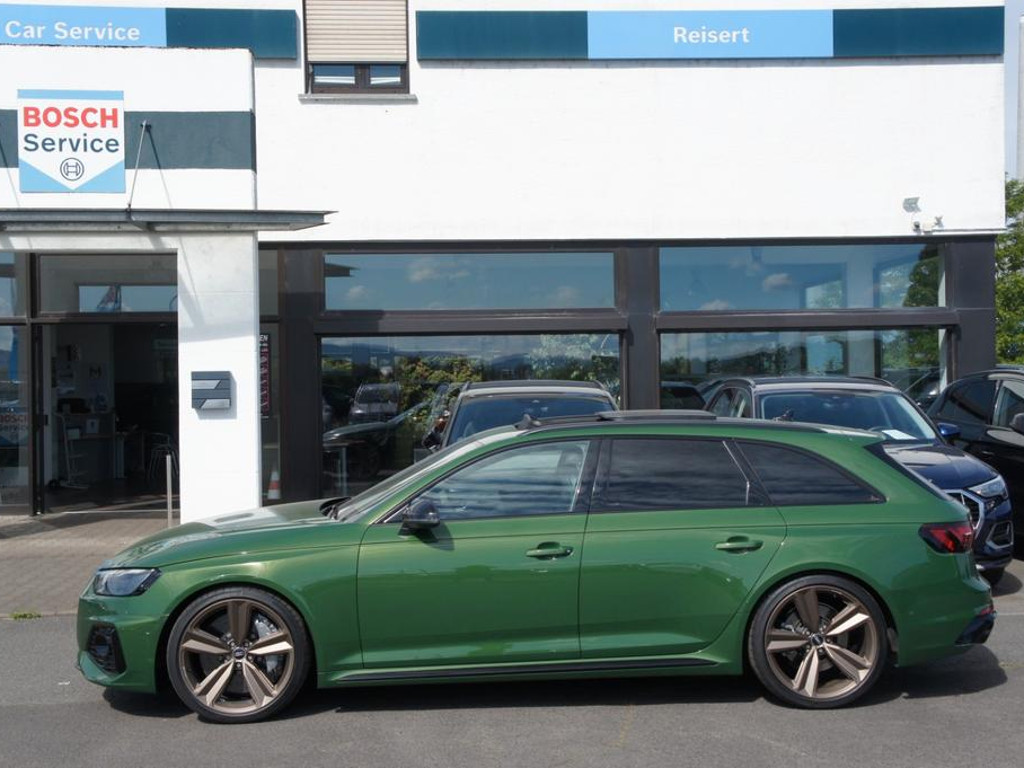 Audi RS4