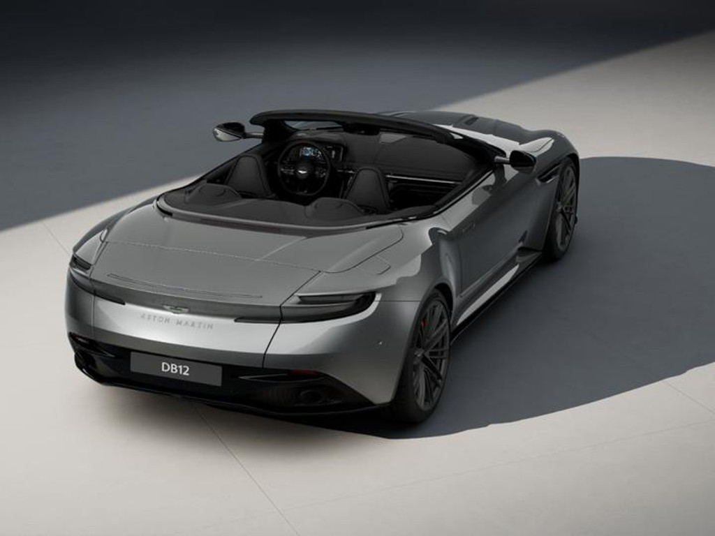 Aston Martin DB12