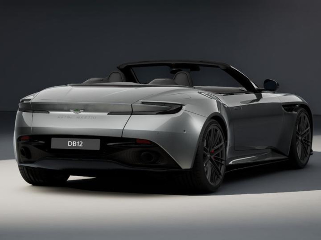 Aston Martin DB12