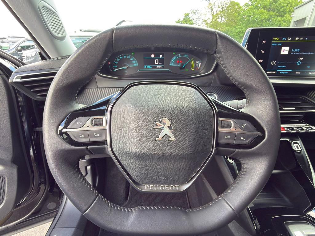 Peugeot e-2008
