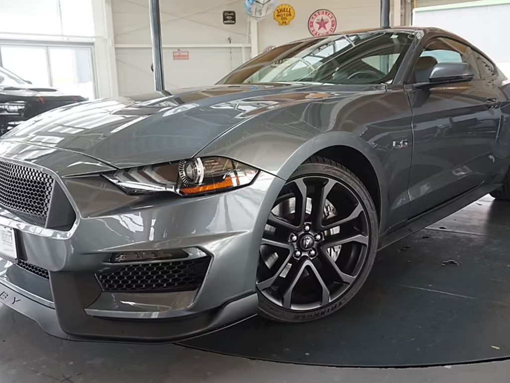 Ford Mustang GT 5.0 V8 Shelby