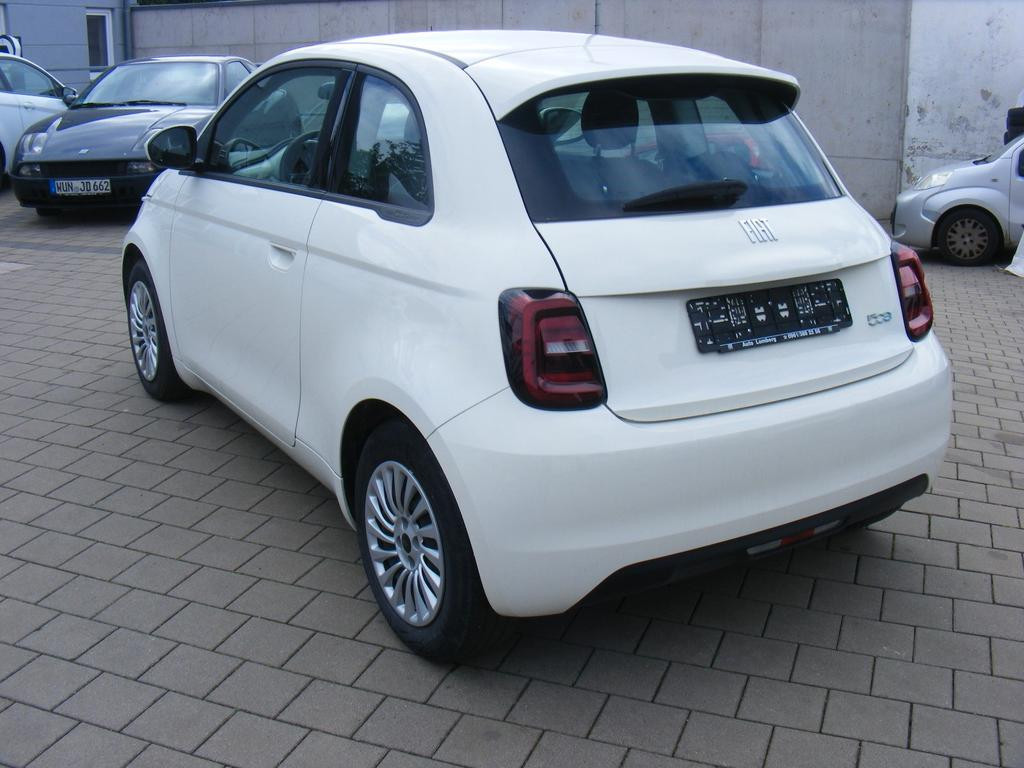 Fiat 500e