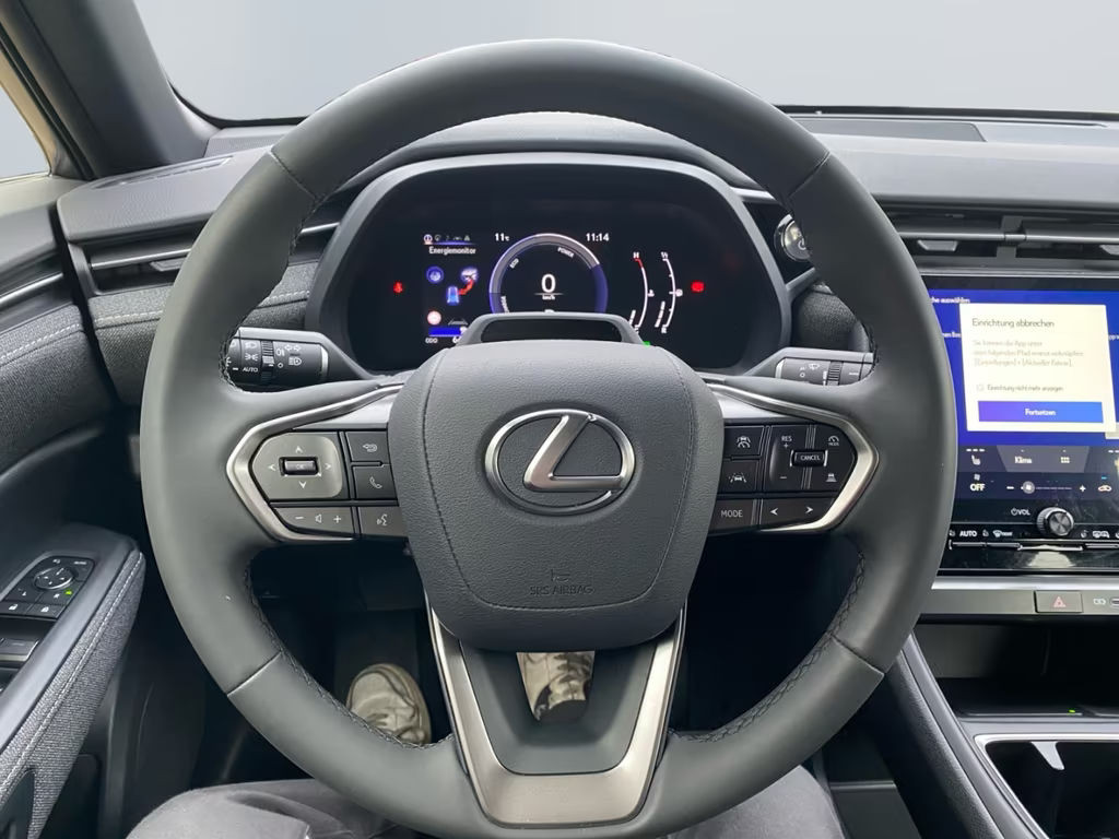 Lexus LBX