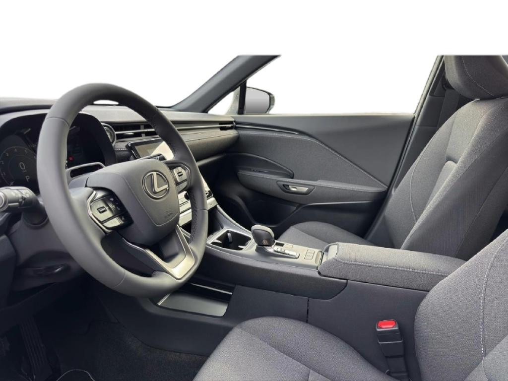 Lexus LBX