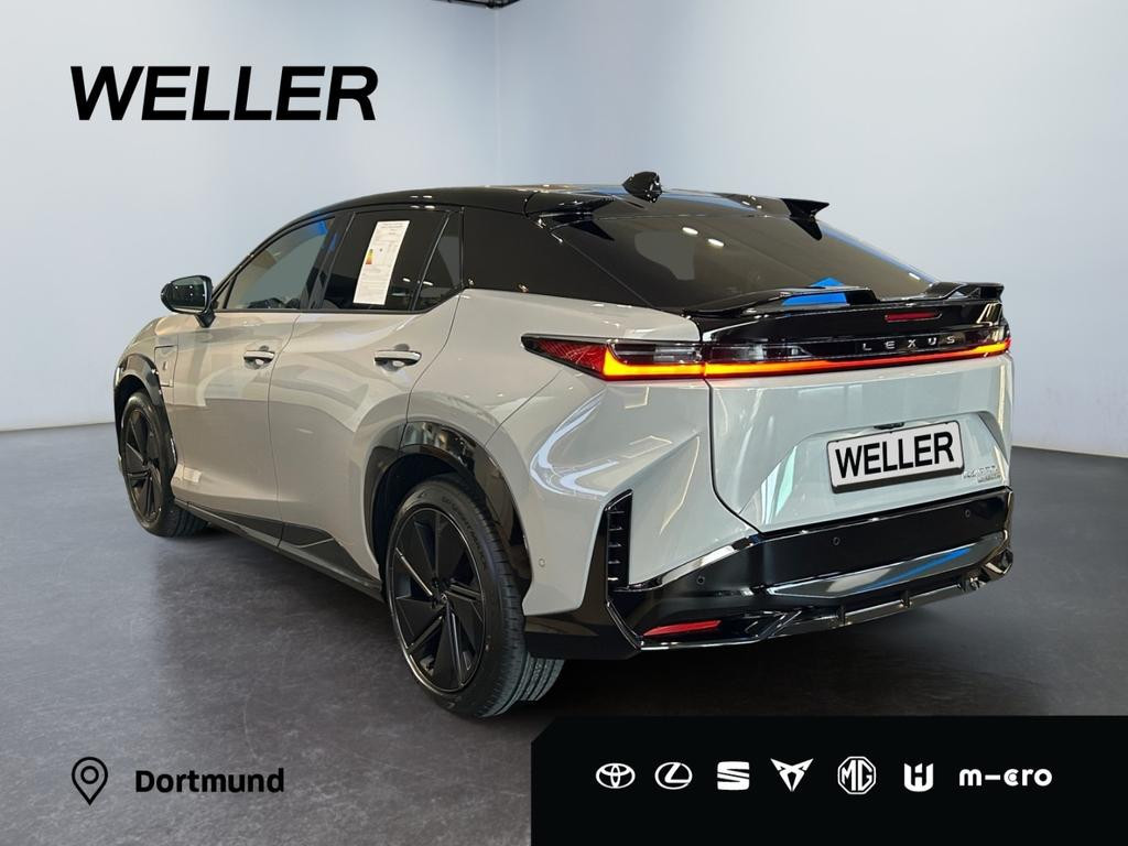 Lexus RZ
