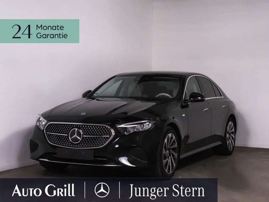 Mercedes-Benz E-Klasse E 300 AMG Line E 300 de Sedan