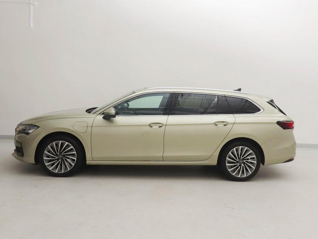 Skoda Superb iV 1.5 TSI