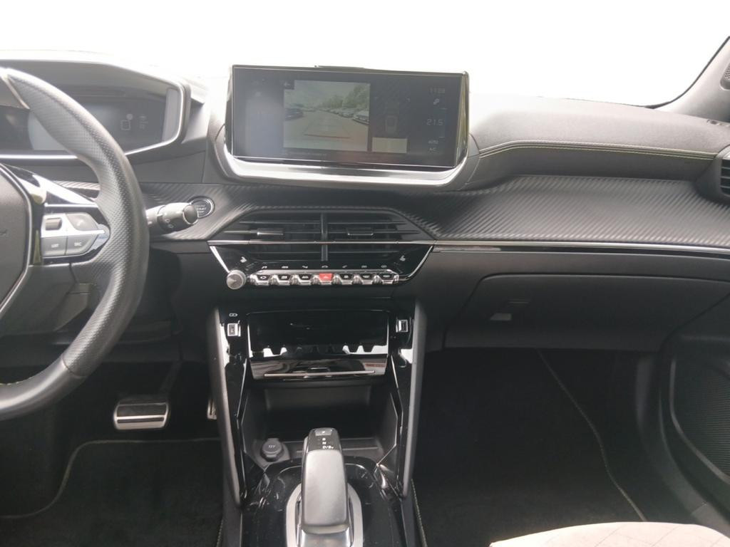 Peugeot e-2008