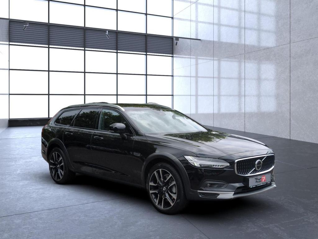 Volvo V90 Cross Country