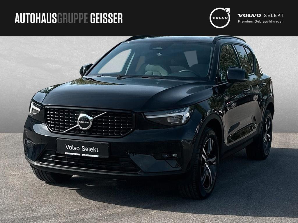 Volvo XC40 Plus Dark