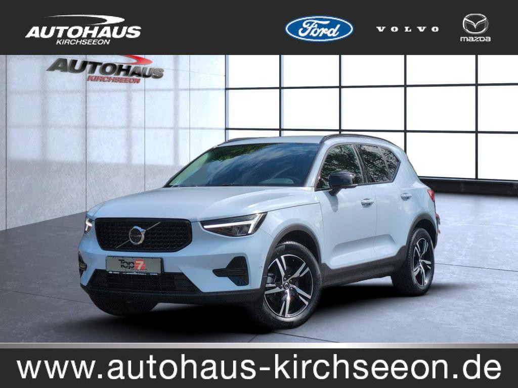 Volvo XC40 Plus Dark