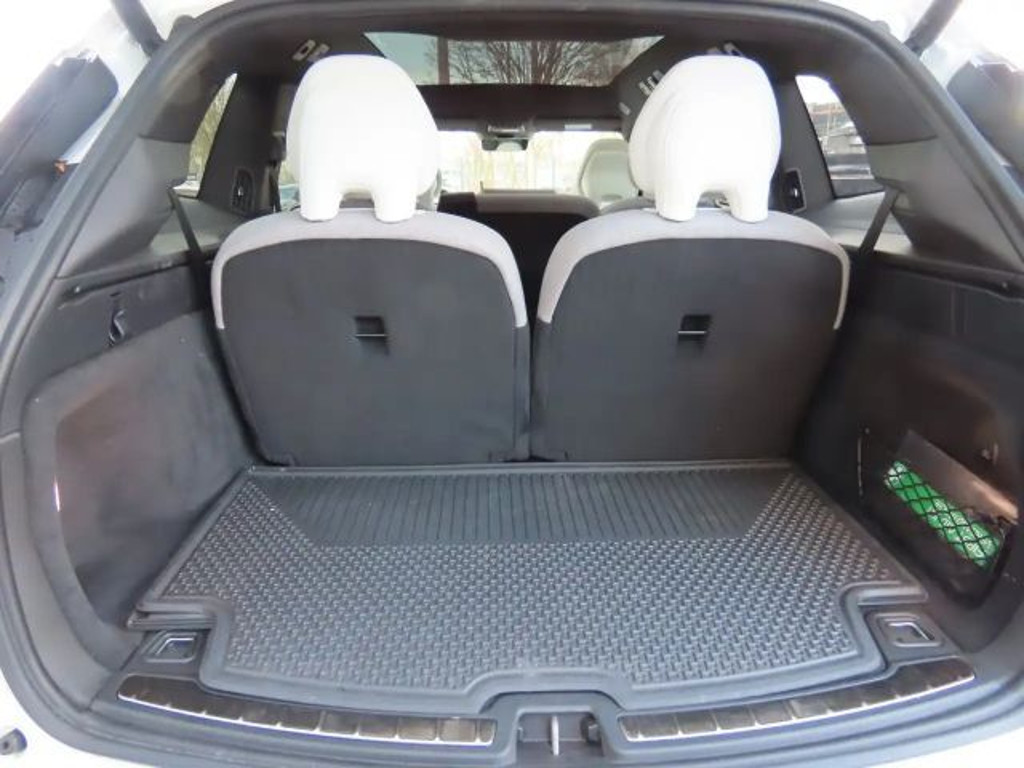 Volvo EX90