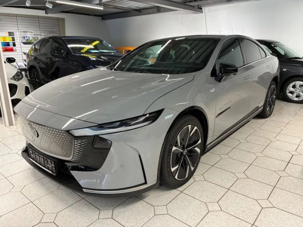 Mazda 6e