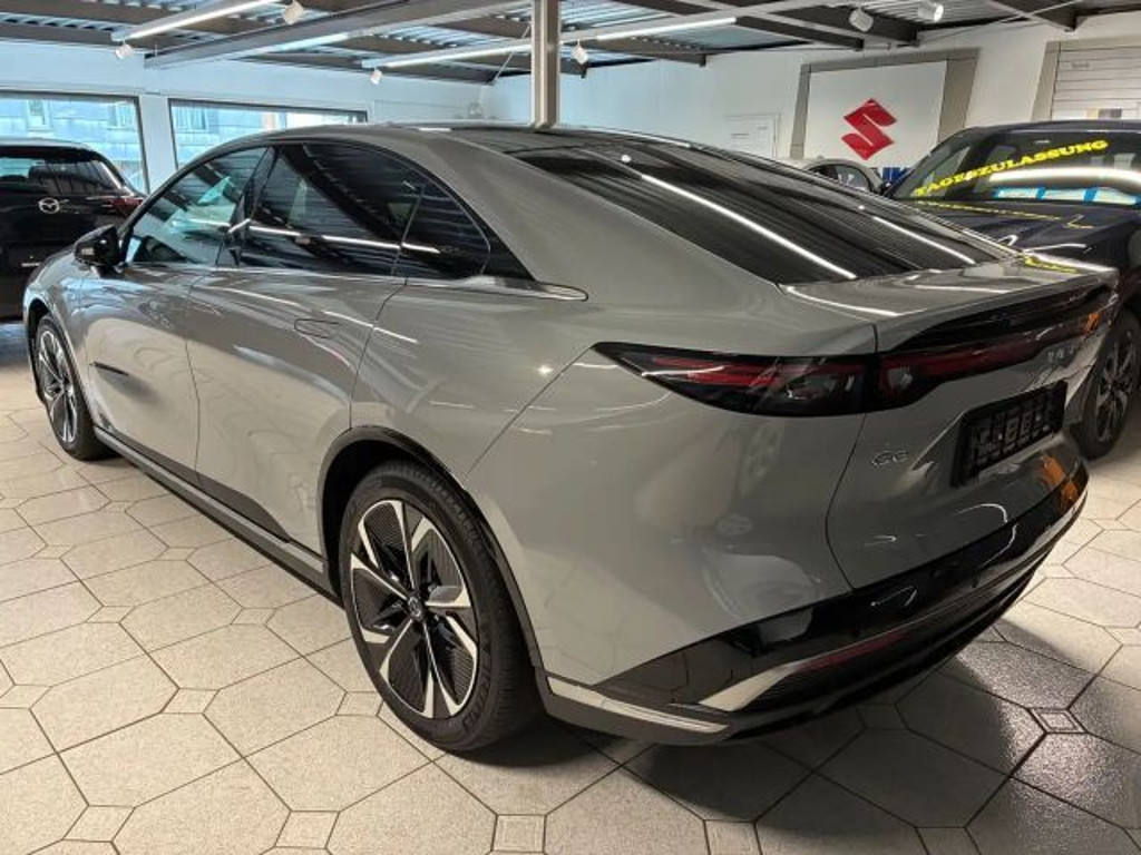 Mazda 6e