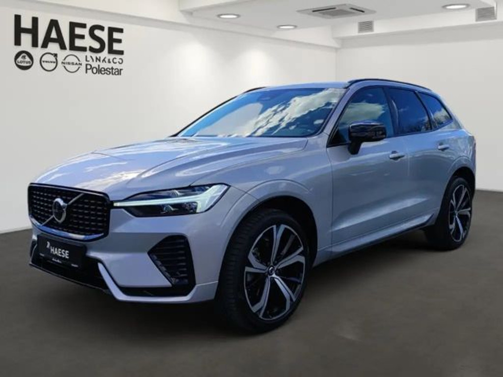 Volvo XC60 Plus Dark