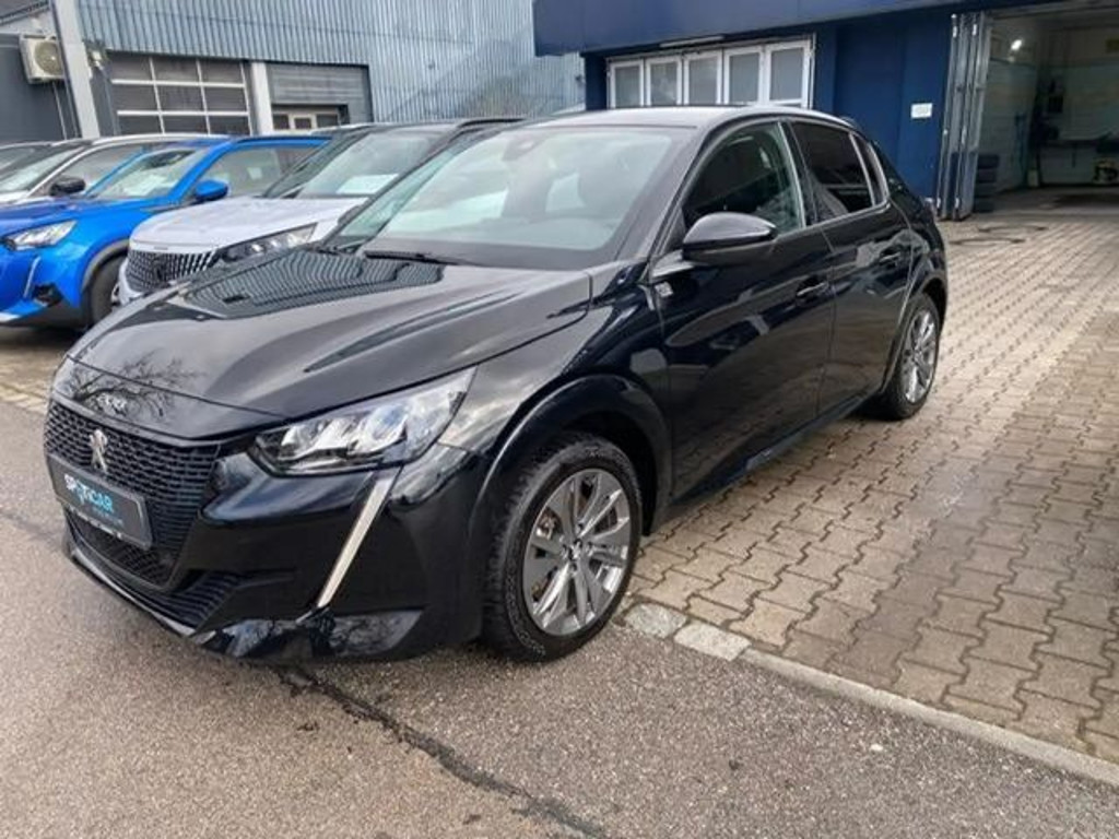 Peugeot e-208