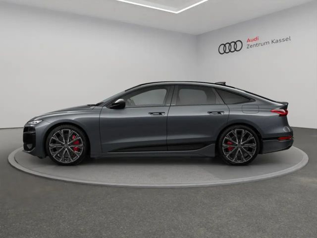 Audi S6 e-tron