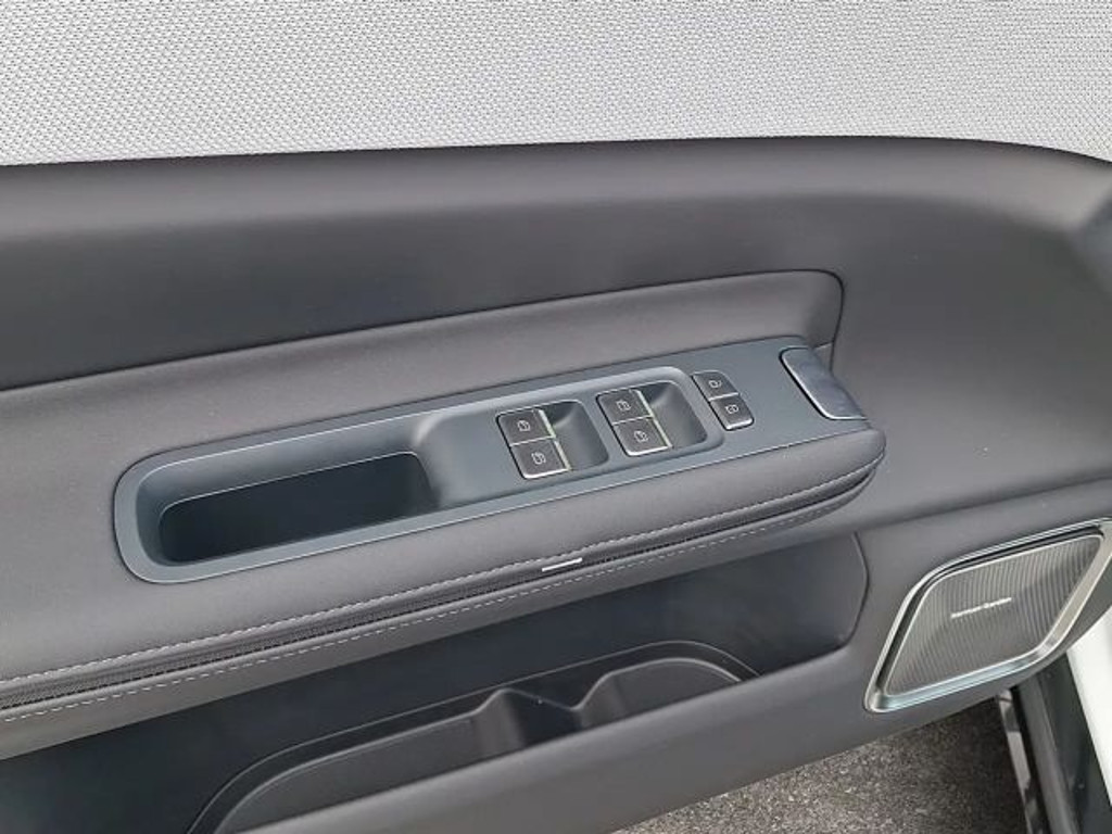 Polestar 4