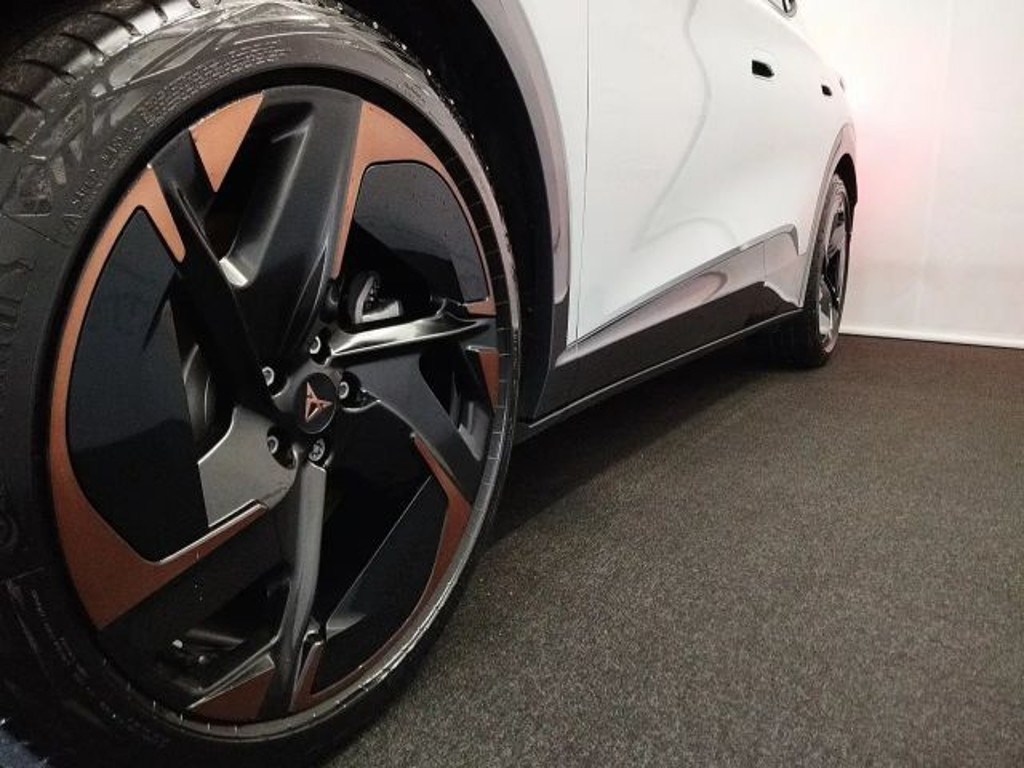 Cupra Tavascan
