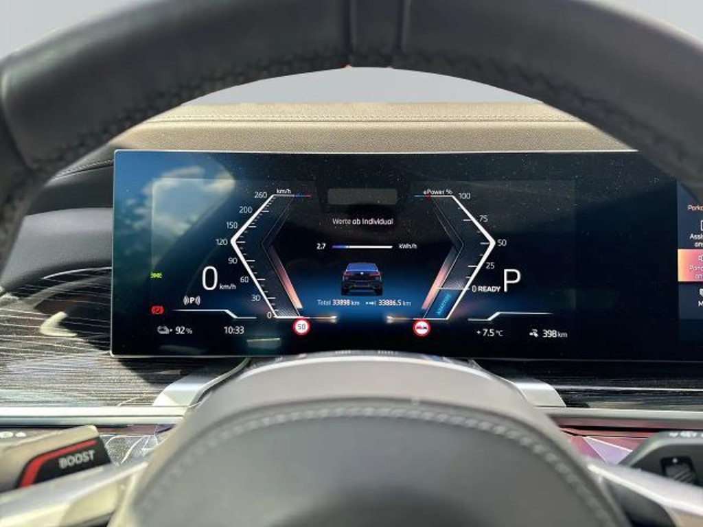 BMW i7