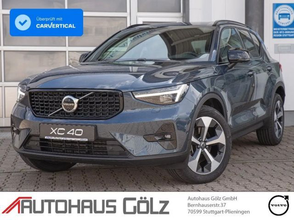 Volvo XC40 Plus Dark